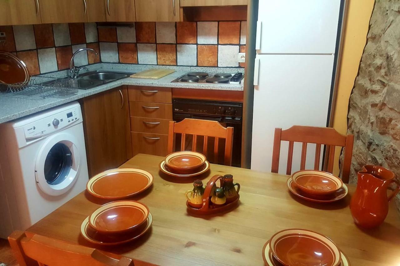 Les Forques De'N Pep Apartman Toses Kültér fotó